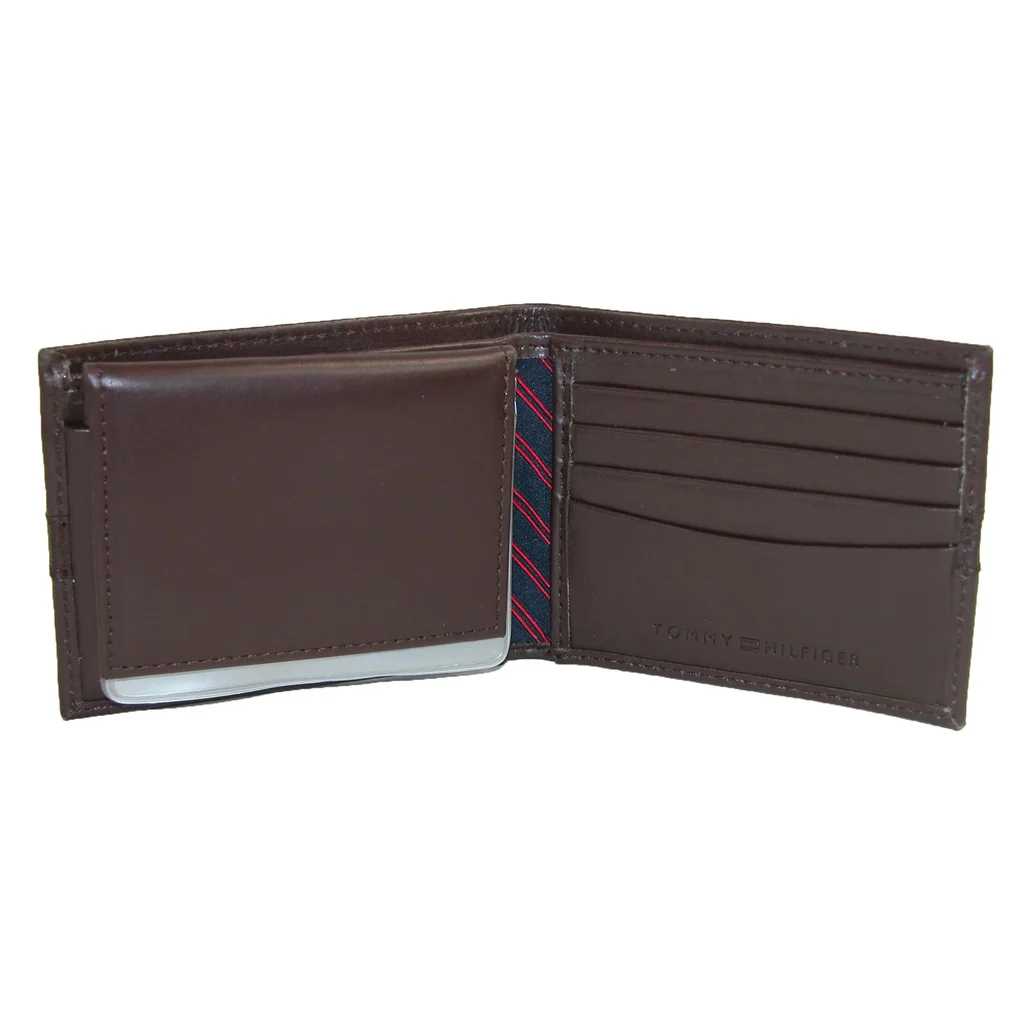 Brown Tommy Hilfiger Men's Ranger Bifold Wallet