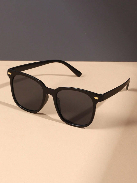 Black Minimalist Sunglasses